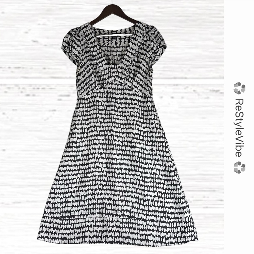 BANANA REPUBLIC Women’s Size 4 Dress Silk Midi Y2K Style Lined Polka Dot
